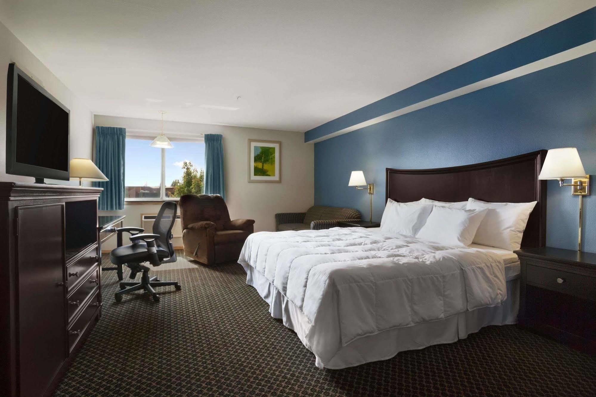 Days Inn By Wyndham Lacey Olympia Area Dış mekan fotoğraf